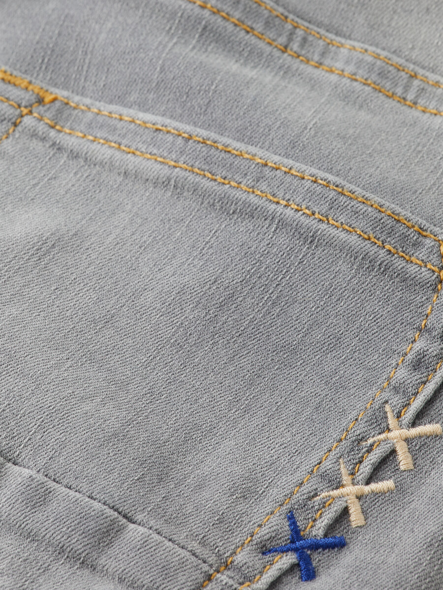 strummer slim jeans för pojkar – grå rötter