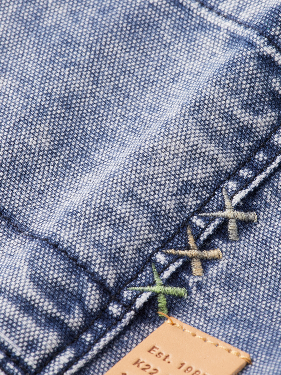 pojkars arbetsjacka i tvättad denimcanvas