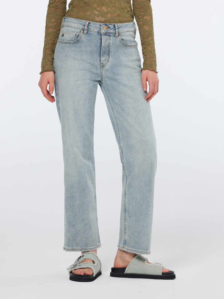 sky straight jeans mish mash