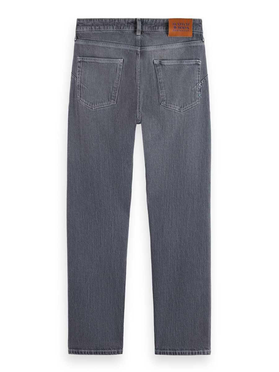 zee straight fit jeans out of town
