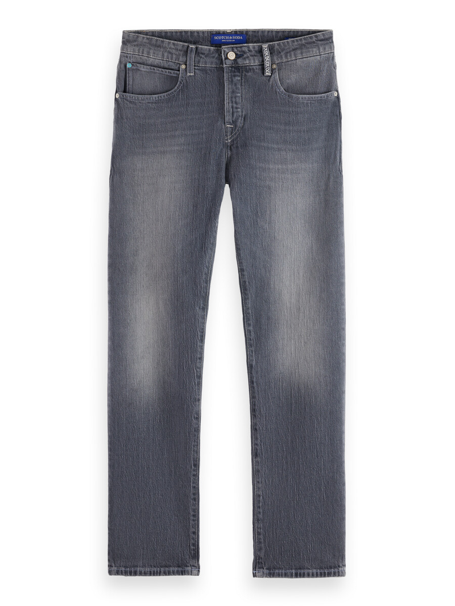 zee straight fit jeans out of town