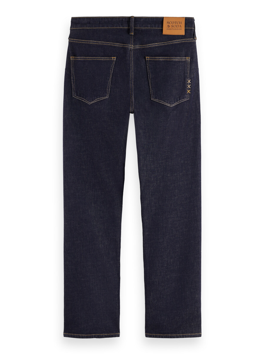 zee straight fit jeans stay dark