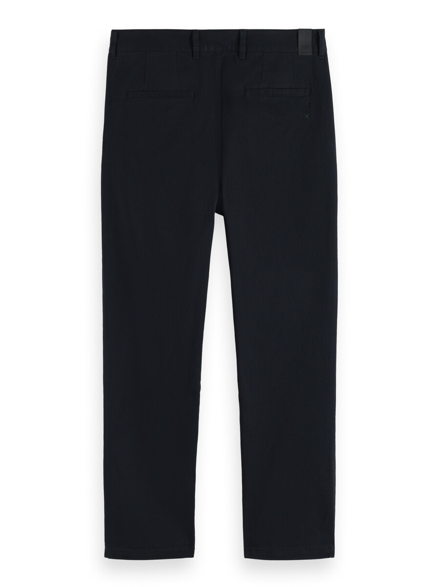 essentials — drift chino i bomullsblandning i twill