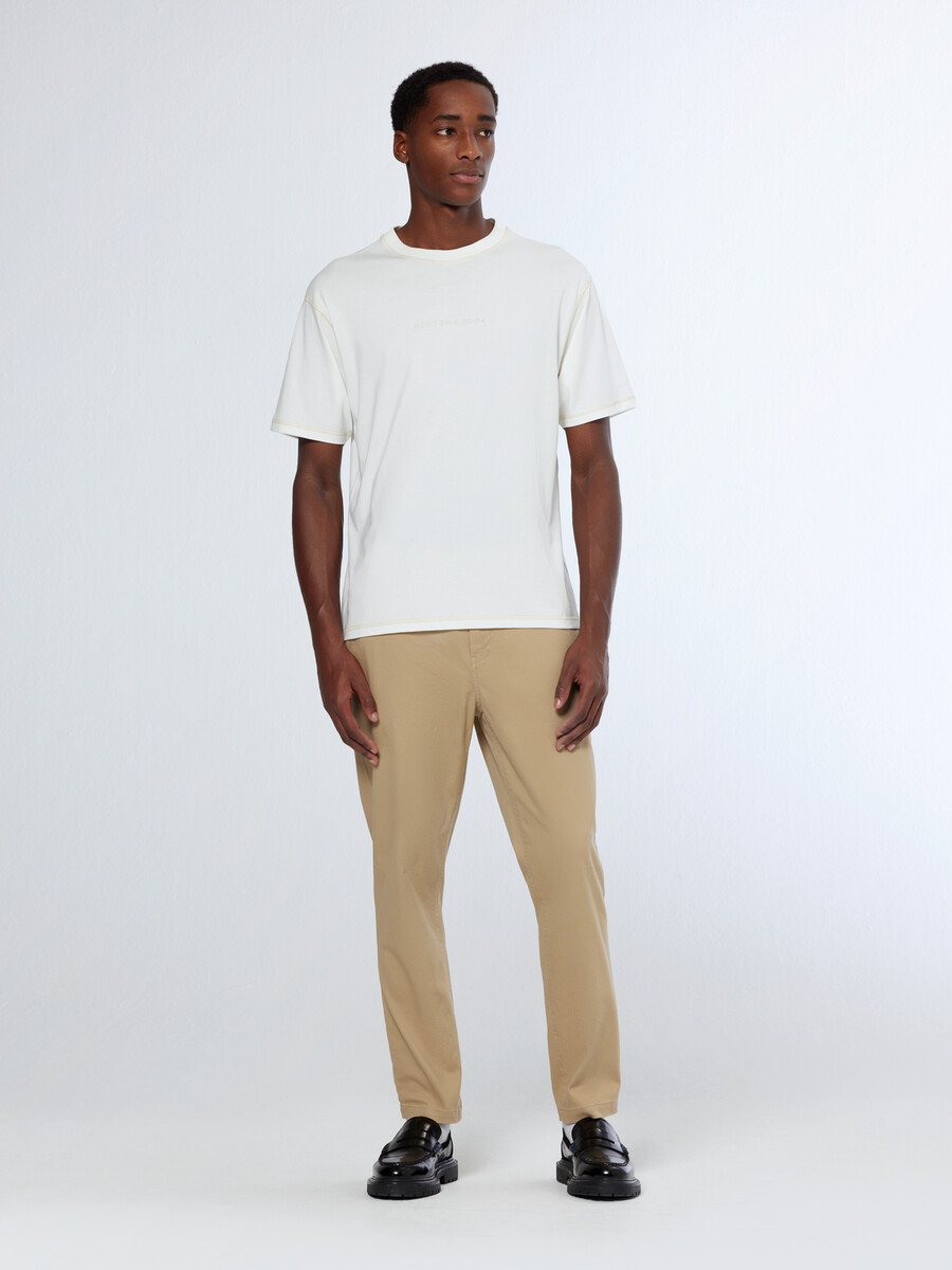 essentials — drift chino i bomullsblandning i twill