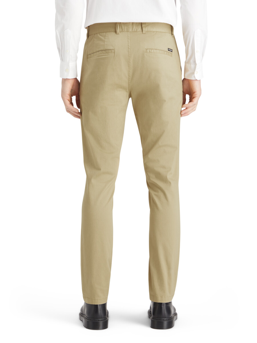 essentials — mott bomullsblandad chino