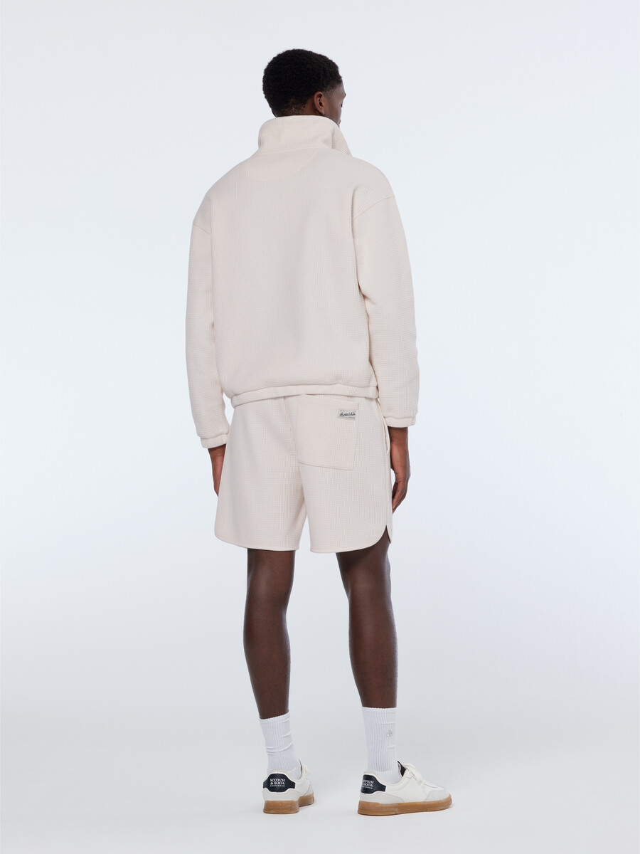 bermudashorts med sportig våffelmönster och avslappnad passform
