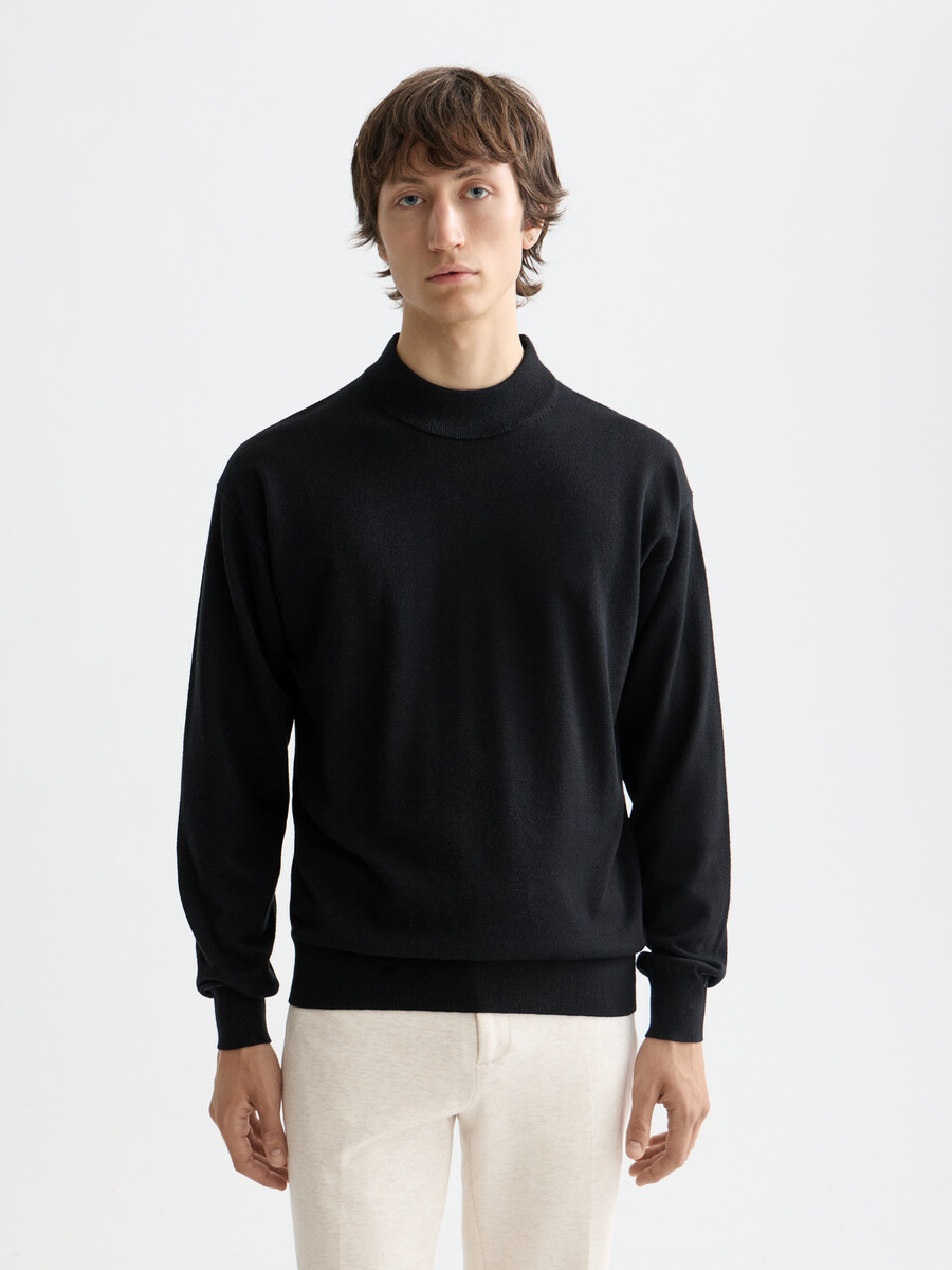 essentials — nedsänkt axlarpullover med hög halsringning