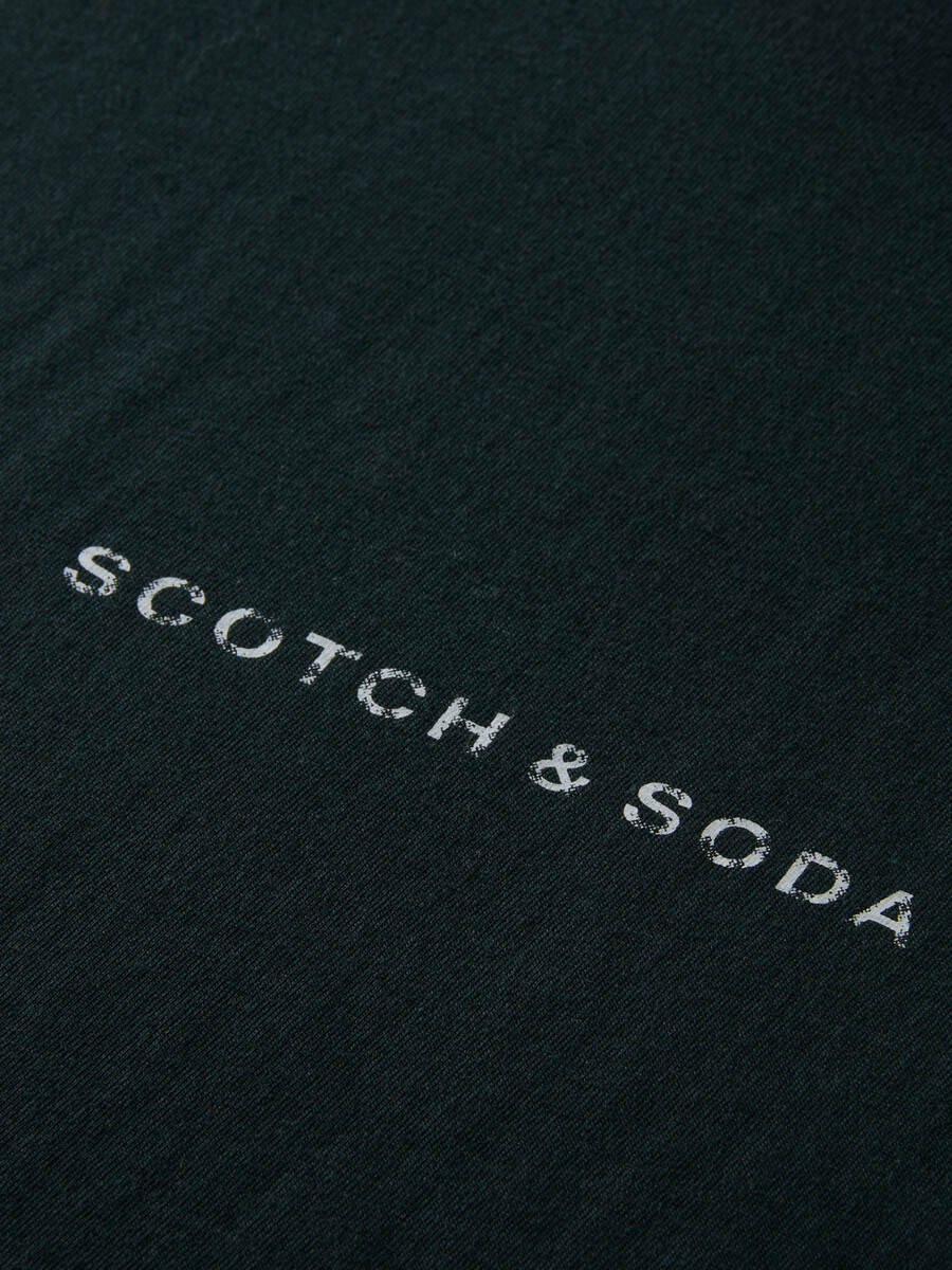 essentials — t-shirt med logotyp