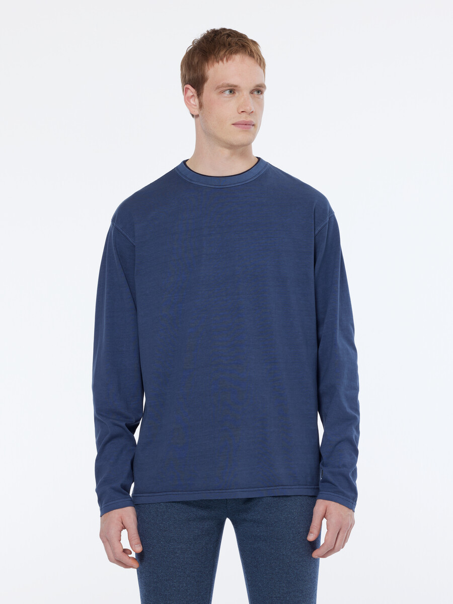 avslappnad passform färgad t-shirt med lång ärm