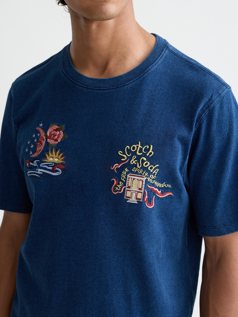 40-årsjubileumshjältarna – indigofärgad t-shirt med avslappnad passform