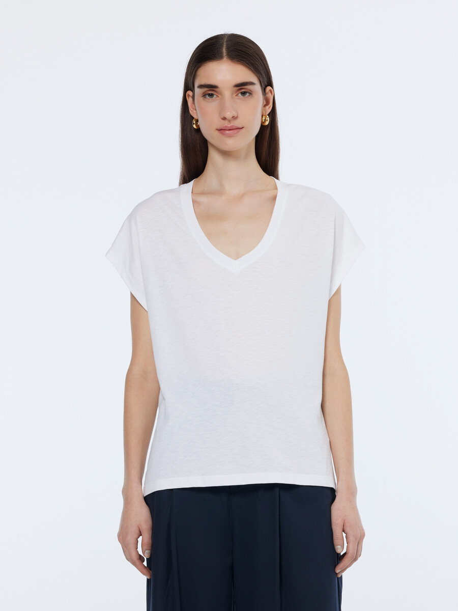 essentials — slub v-ringad t-shirt