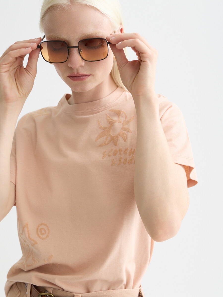 t-shirt med normal passform och flocktryck